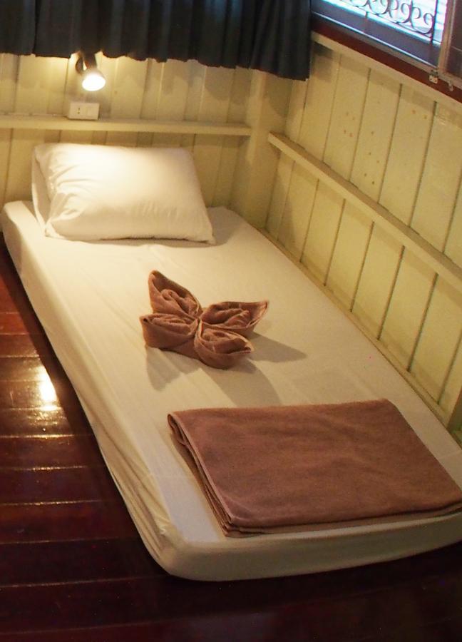 Me Hug Hostel&Restaurant Ча-Ам Экстерьер фото